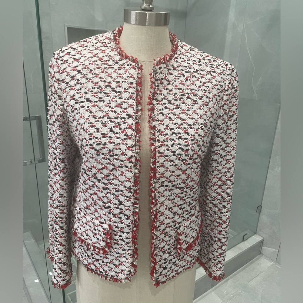 ESCADA LONG SLEEVE BLASER JACKET SIZE 36